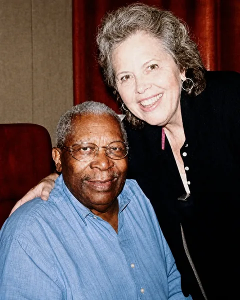 Andrea Sims with B.B. King Andrea Sims with B.B. King